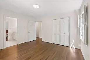 7085 Riverside Dr, Atlanta, GA 30328 - Photo 24