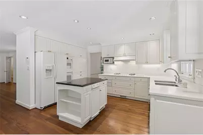 7085 Riverside Drive, Atlanta, GA 30328 - Photo 14
