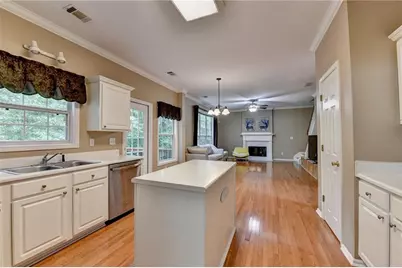 2172 Woodbriar Drive, Buford, GA 30518 - Photo 18