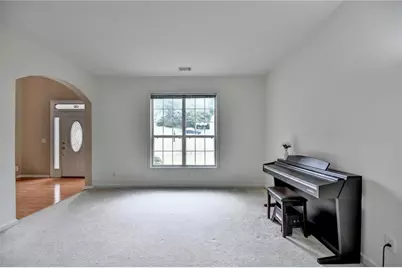 2172 Woodbriar Drive, Buford, GA 30518 - Photo 8