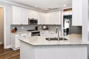 1025 Fairview Club Cir, Dacula, GA 30019 - Photo 2