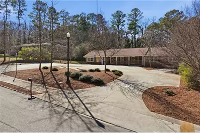 2239 Scenic Drive, Snellville, GA 30078 - Photo 6