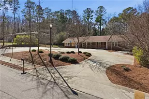 2239 Scenic Dr, Snellville, GA 30078 - Photo 6