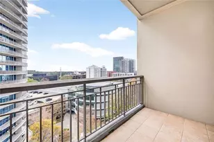 3334 Peachtree Rd NE, Atlanta, GA 30326 - Photo 2
