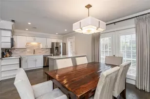 7 Queen Victoria Pl, Atlanta, GA 30342 - Photo 10