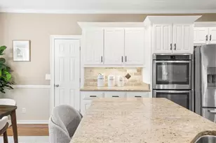 10635 Stonefield Landing, Johns Creek, GA 30097 - Photo 14