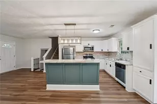 5415 Radford Ln, Lithonia, GA 30038 - Photo 6