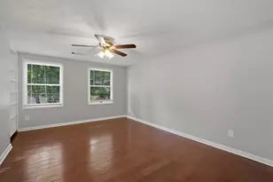 9470 Hillside Dr, Roswell, GA 30076 - Photo 18