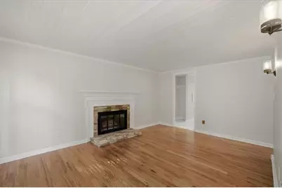 9470 Hillside Drive, Roswell, GA 30076 - Photo 14
