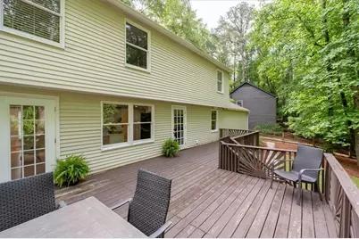 9470 Hillside Drive, Roswell, GA 30076 - Photo 10