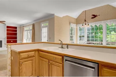 2010 Milfield Circle, Snellville, GA 30078 - Photo 16