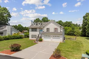 143 Honeysuckle Dr SE, Calhoun, GA 30701 - Photo 2