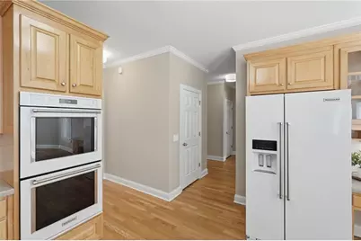 6745 Preston Glen Drive, Alpharetta, GA 30005 - Photo 12