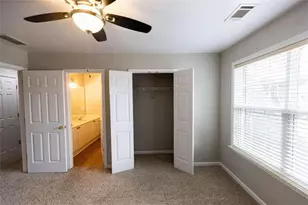 1038 Island View Ct, Buford, GA 30518 - Photo 18