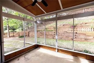1038 Island View Ct, Buford, GA 30518 - Photo 38