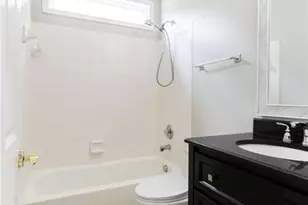 1038 Island View Ct, Buford, GA 30518 - Photo 16