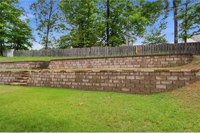 2091 Line Drive, Lawrenceville, GA 30043 - Photo 30