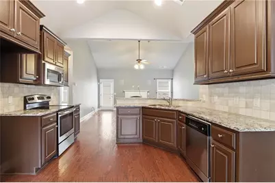 2091 Line Drive, Lawrenceville, GA 30043 - Photo 10
