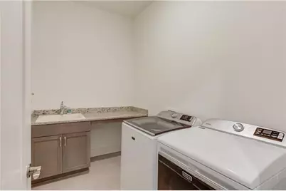 6917 River Rock Drive, Flowery Branch, GA 30542 - Photo 32