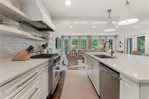 3092 Rhodenhaven Dr NW, Atlanta, GA 30327 - Photo 14