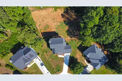 5719 Calm Valley Point, Flowery Branch, GA 30542 - Photo 20