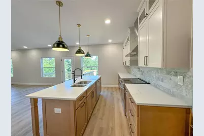 5719 Calm Valley Point, Flowery Branch, GA 30542 - Photo 8