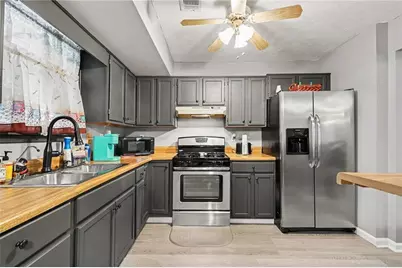 8577 Jamestown Way, Jonesboro, GA 30238 - Photo 12