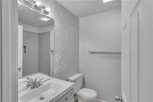 360 Hemlock Dr, Lawrenceville, GA 30046 - Photo 18