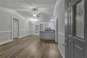 360 Hemlock Dr, Lawrenceville, GA 30046 - Photo 4