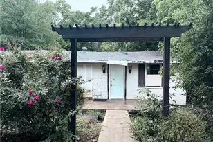 33 Tower St, Kingston, GA 30145 - Photo 2