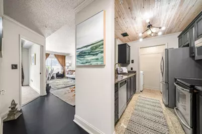 1075 Peachtree Walk NE #A419, Atlanta, GA 30309 - Photo 6