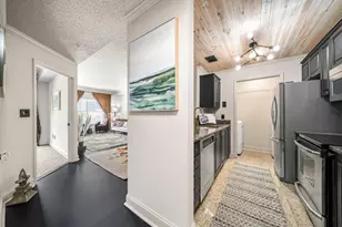 1075 Peachtree Walk NE, Atlanta, GA 30309 - Photo 6