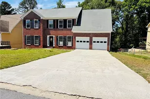 2205 Springer Walk, Lawrenceville, GA 30043 - Photo 2