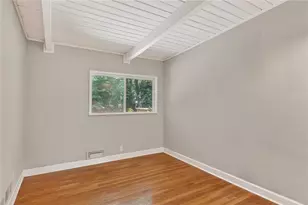 2462 Skyland Trail NE, Brookhaven, GA 30319 - Photo 10