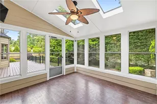 215 Lynwood Ct, Roswell, GA 30075 - Photo 38