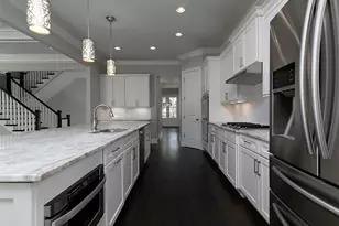 1451 Etowah Dr NE, Atlanta, GA 30319 - Photo 10