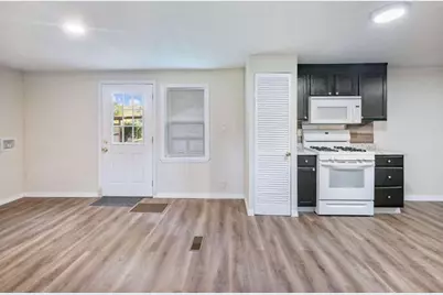 8490 Belton Bridge Road, Lula, GA 30554 - Photo 6