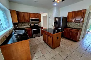 639 Stonebridge Loop, Lithonia, GA 30058 - Photo 18