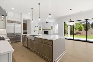 4300 Hawthorn Cir, Alpharetta, GA 30022 - Photo 34