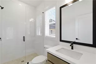 4300 Hawthorn Cir, Alpharetta, GA 30022 - Photo 62