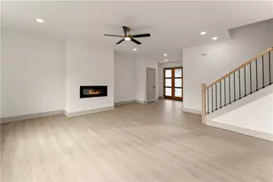 403 Magnolia Ave, Jefferson, GA 30549 - Photo 10
