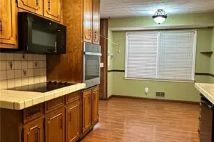 3750 Briarcliff Dr, Douglasville, GA 30135 - Photo 10