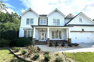 5195 Wickingham Ln, Suwanee, GA 30024 - Photo 2
