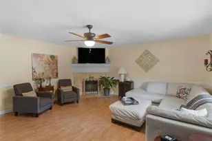 442 Creek View Ct, McDonough, GA 30252 - Photo 4