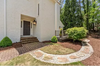 2585 Links End, Roswell, GA 30076 - Photo 2