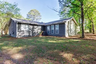 7085 Hania Dr, Fairburn, GA 30213 - Photo 8