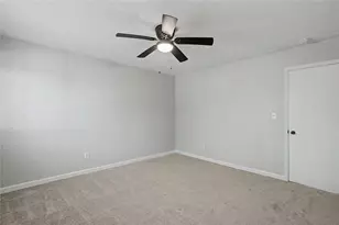 7085 Hania Dr, Fairburn, GA 30213 - Photo 36