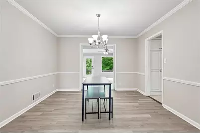 5717 Braddock Court, Atlanta, GA 30350 - Photo 6