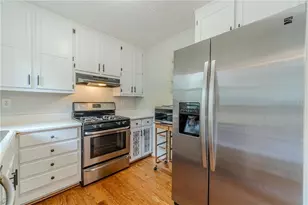 3142 Rocky Point Ct, Snellville, GA 30078 - Photo 8