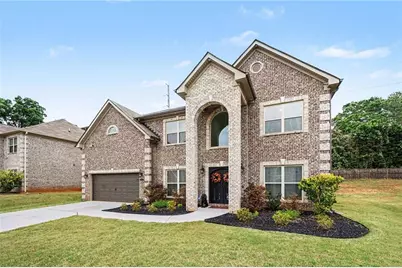4994 Lynnonhall Court, Lithonia, GA 30038 - Photo 2